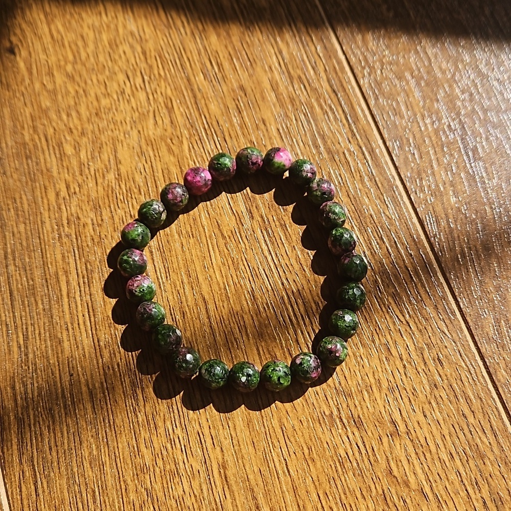 New ruby is zoisite stretch bracelet. New 8mm